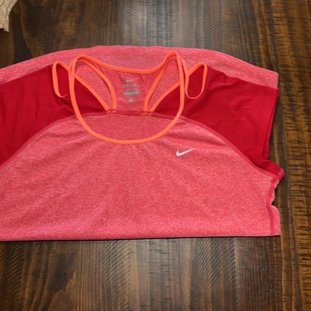 Nike - Picture 7 of 7
